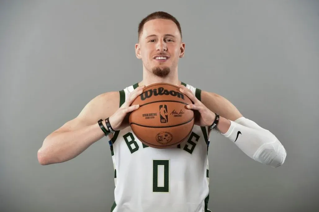 Italia, DiVincenzo salta Eurobasket, al suo posto Thompson
